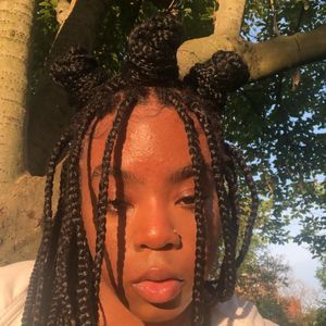 Meet your Posher, Maya